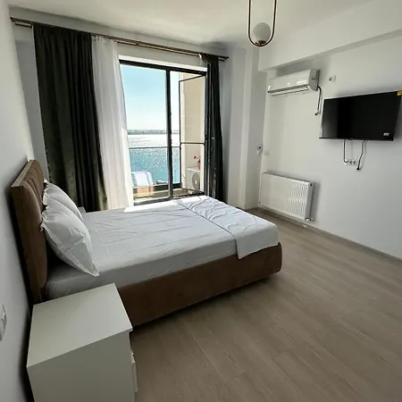 Vlad Summer 62 Apartment